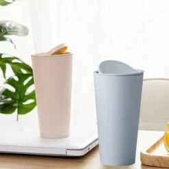 AIDUCHO 4 Pièces Poubelle De Voiture, Poubelle Auto Voiture, Poubelles De Voiture Avec Couvercle, Plastique Portable Étanches Mini Poubelle Pour L'Intérieur Voiture,Bureau, Maison (Vert, Blanc, Bleu Et Kaki) 9 AIDUCHO 4 Pièces Poubelle De Voiture, Poubelle Auto Voiture, Poubelles De Voiture Avec Couvercle, Plastique Portable Étanches Mini Poubelle Pour L'Intérieur Voiture,Bureau, Maison (Vert, Blanc, Bleu Et Kaki) -Poubelle Boutique 48215850 3