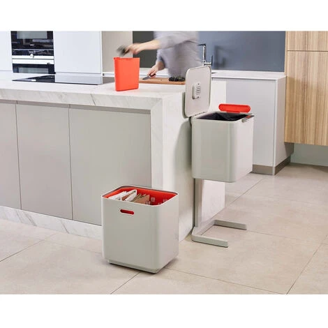 Joseph Joseph - Poubelle De Tri Sélectif Totem 60L Anthracite - Noir 4 Joseph Joseph - Poubelle De Tri Sélectif Totem 60L Anthracite - Noir – Image 2