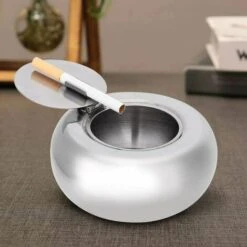 HELLO KITTY BAIN Cendrier Avec Couvercle, Cendrier De Voiture Facile à Nettoyer Pour La Maison, La Voiture, Le Restaurant, L'extérieur, L'intérieur -Poubelle Boutique 65626788 4