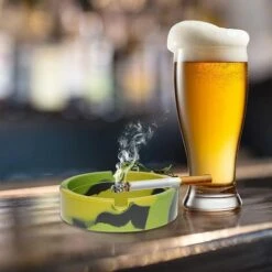 PERLE RARE Lot De 4 Ne Se Cassera Pas – Cendrier En Silicone Pour Coupe-cigarette, Nouveau Cendrier De Bureau Moderne En Silicone Pour Une Utilisation En Intérieur Ou En Extérieur. -Poubelle Boutique 65797405 5